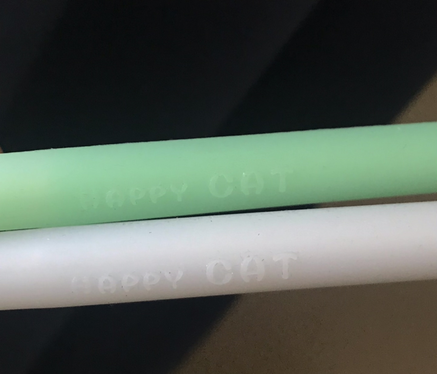 2 Adorable Cat Face Bendy Pens ✨NEW✨ - photo 3