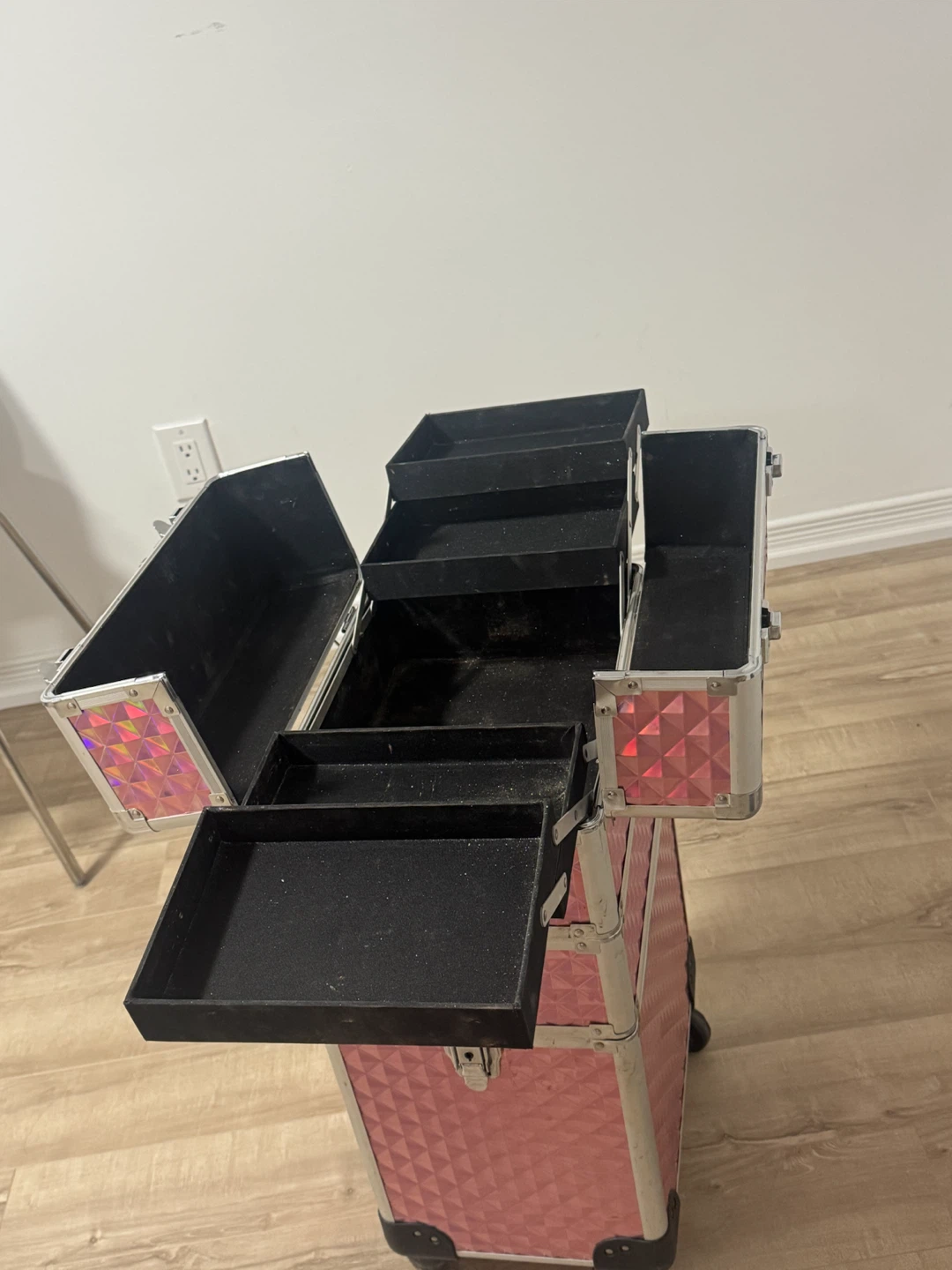 Pink Holographic Rolling Makeup Train Case - photo 3
