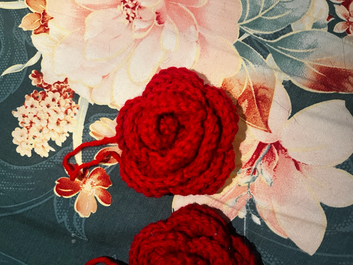 Handmade Crochet Rose hanging - photo 3