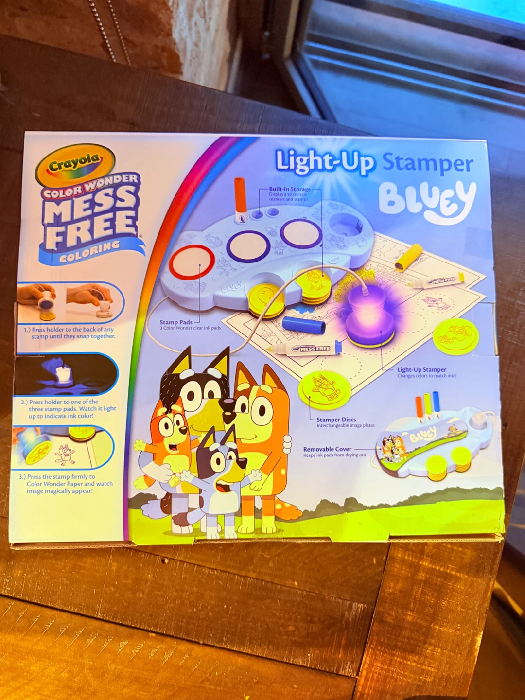 Crayola Bluey Magic Light Up Stamper Art Set Mess Free Art Kit - photo 4