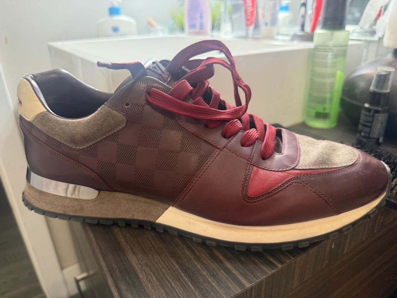 Louis Vuitton Sneakers Burgundy size 12