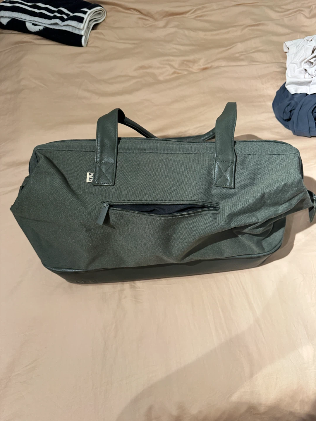 BEIS The Weekender Bag - Olive