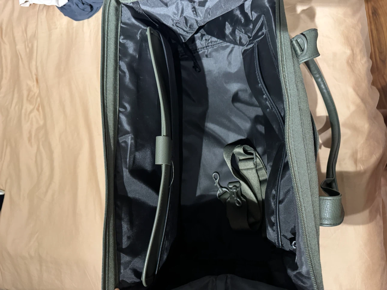 BEIS The Weekender Bag - Olive - photo 3