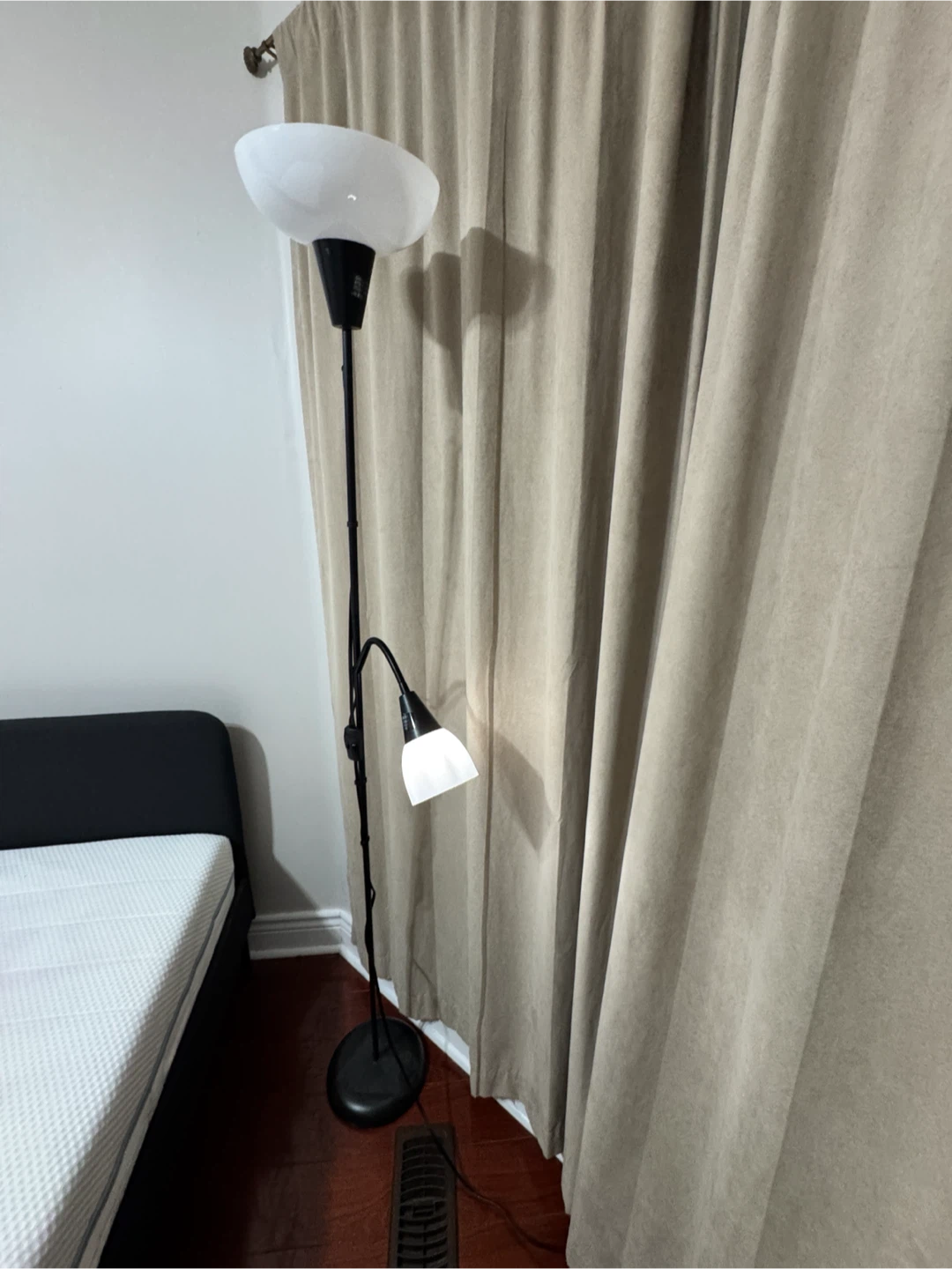 Black Floor Lamp with Reading Light - photo 3