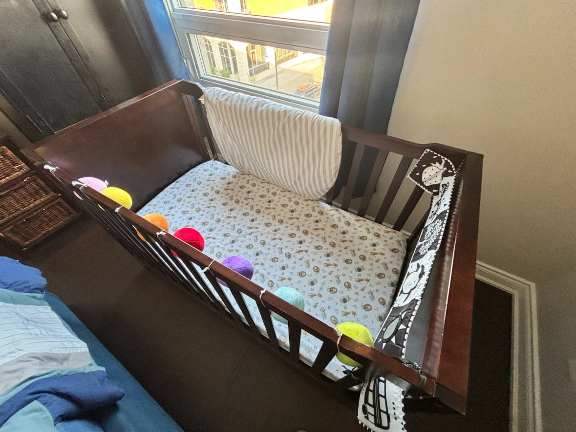 Wooden Baby Crib - photo 2