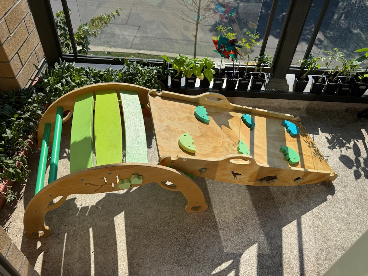 Wooden climbing play set for toddlers - photo 3
