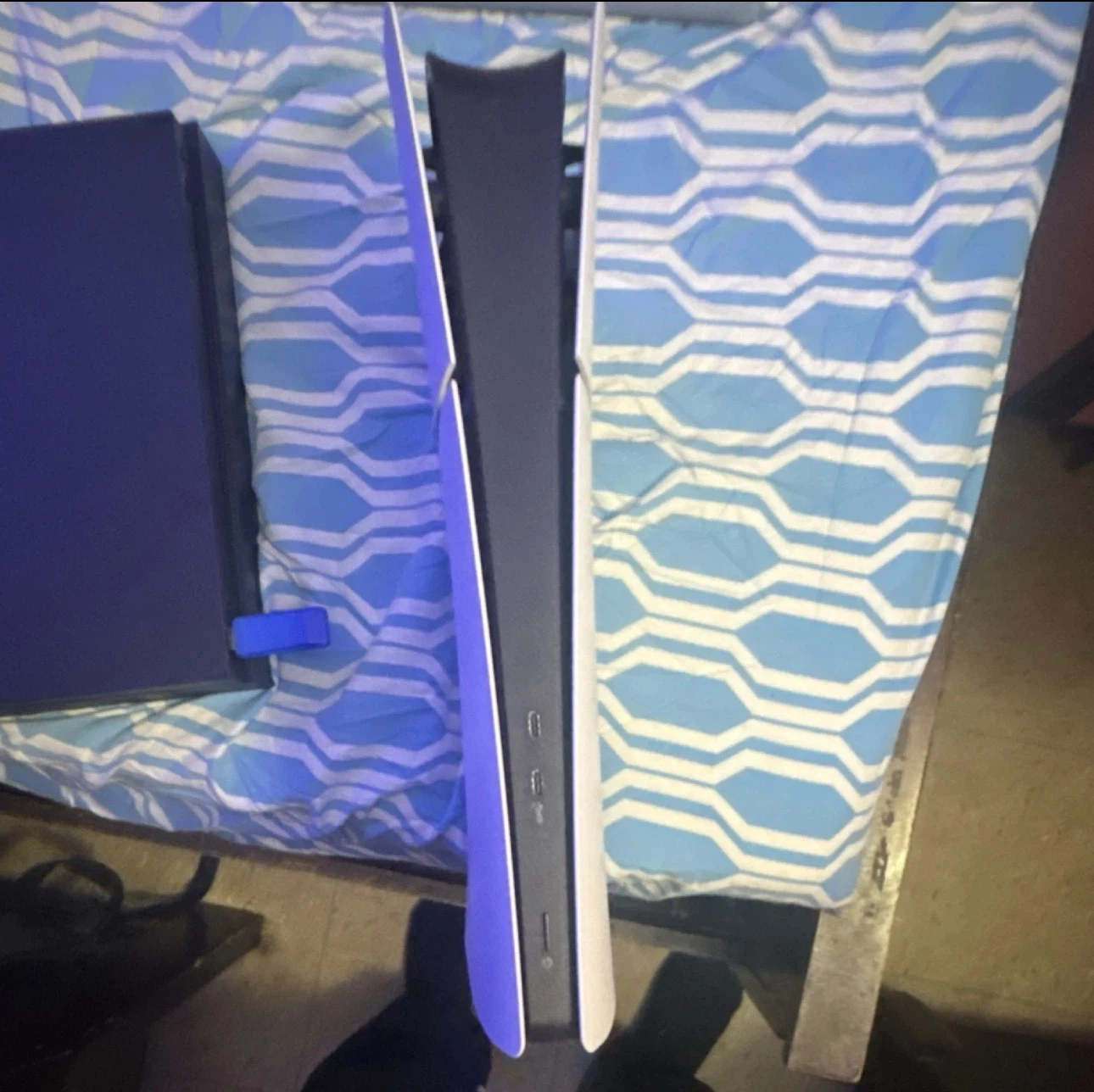PlayStation 5 - photo 2