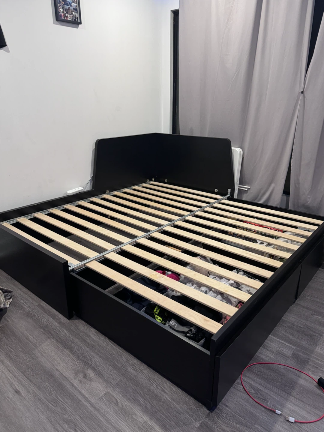 MOVING OUT SAL3!!! ikea - black double twin bed frame - photo 2