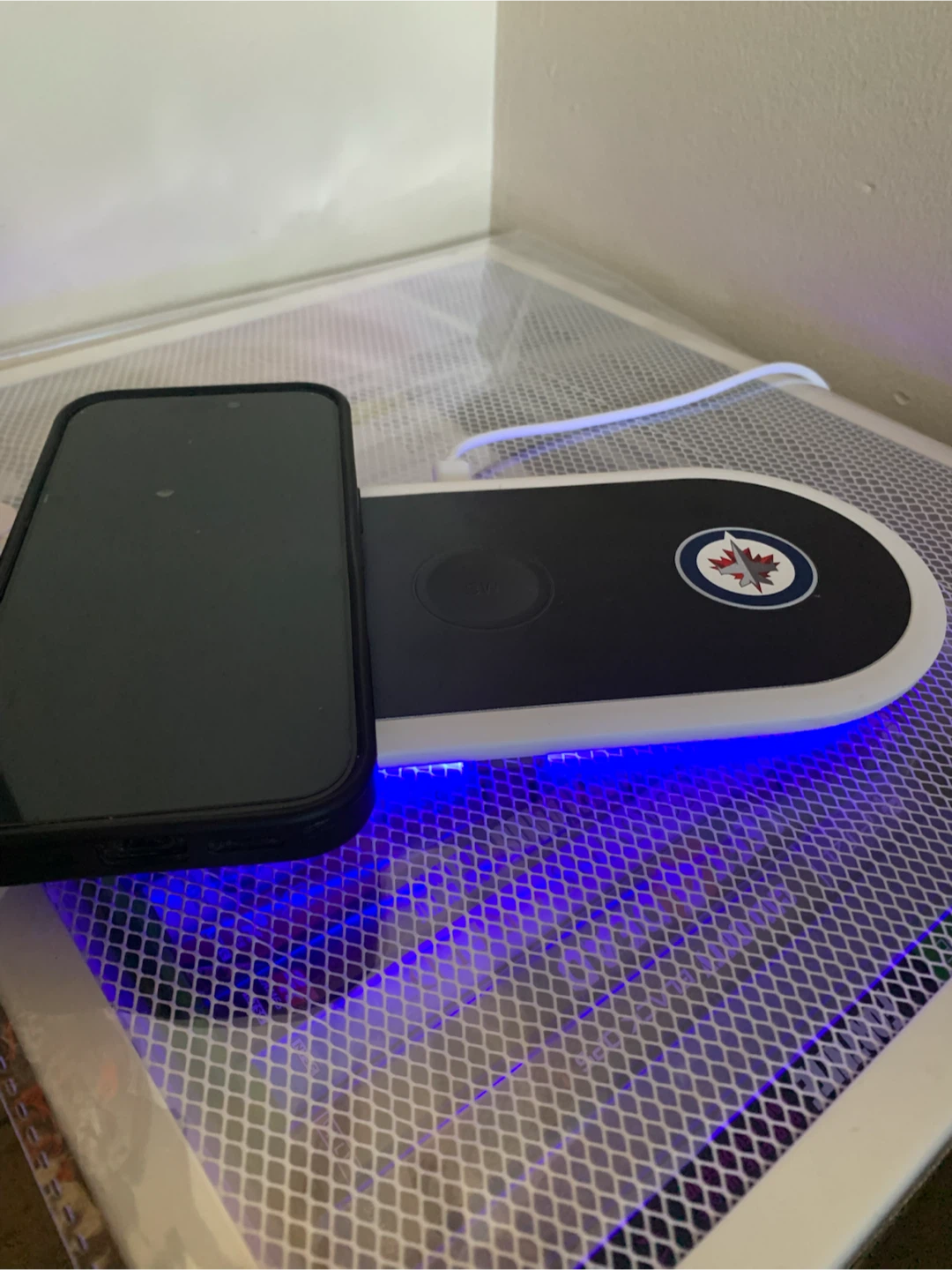 Winnipeg Jets Wireless Charger - photo 2