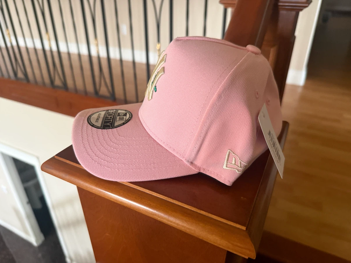 New York Adjustable Pink with white rose logo Cap (New) - photo 3