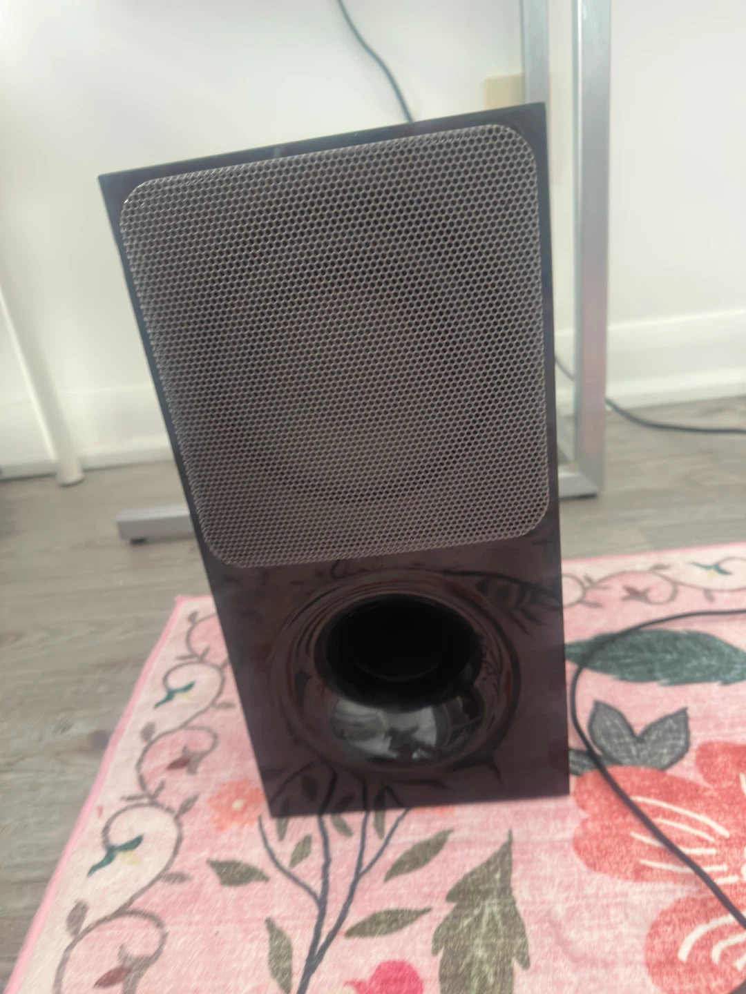 Sony HT-CT290 Soundbar with matching wireless subwoofer.