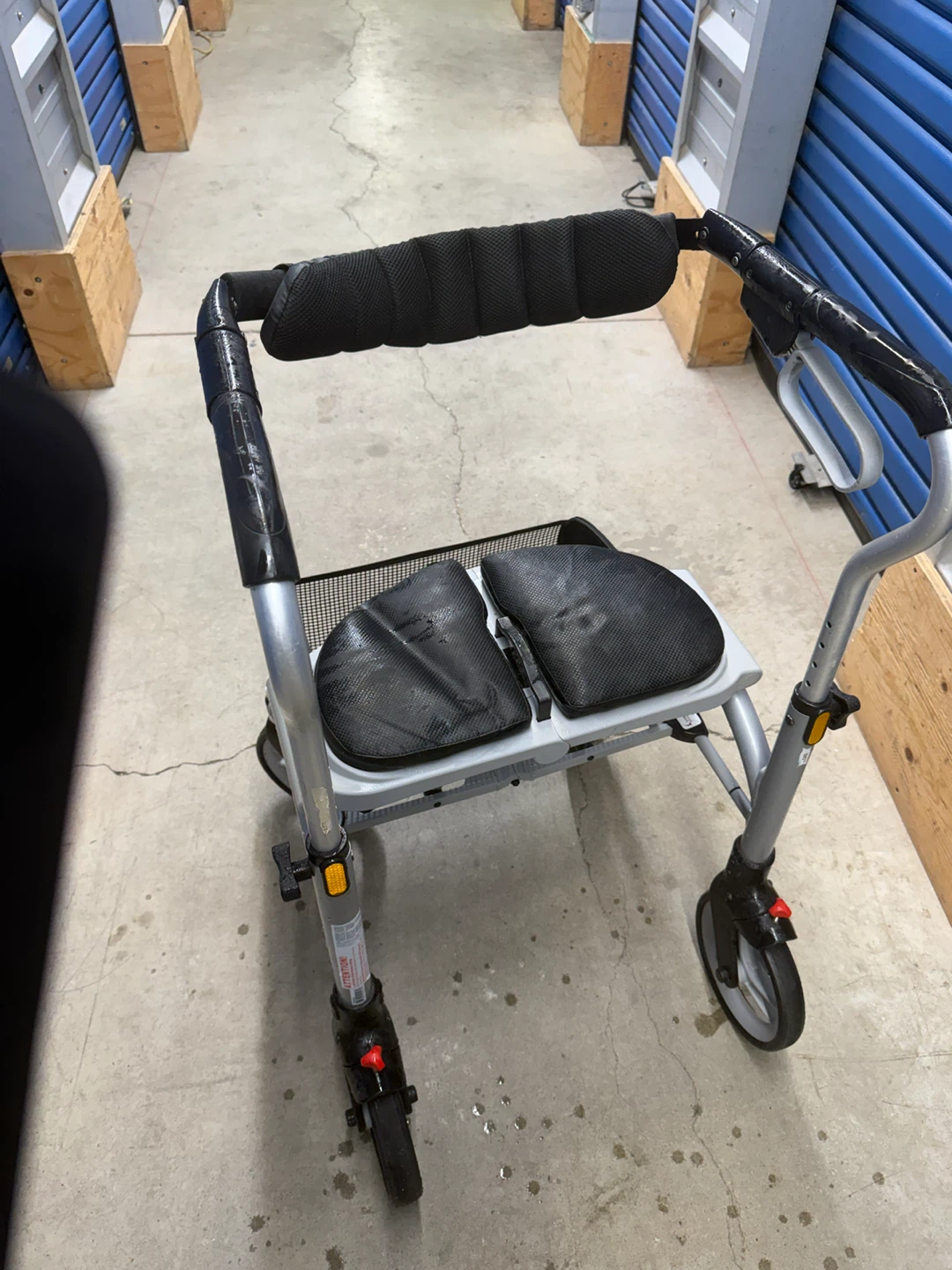 Evolution Walker with Seat