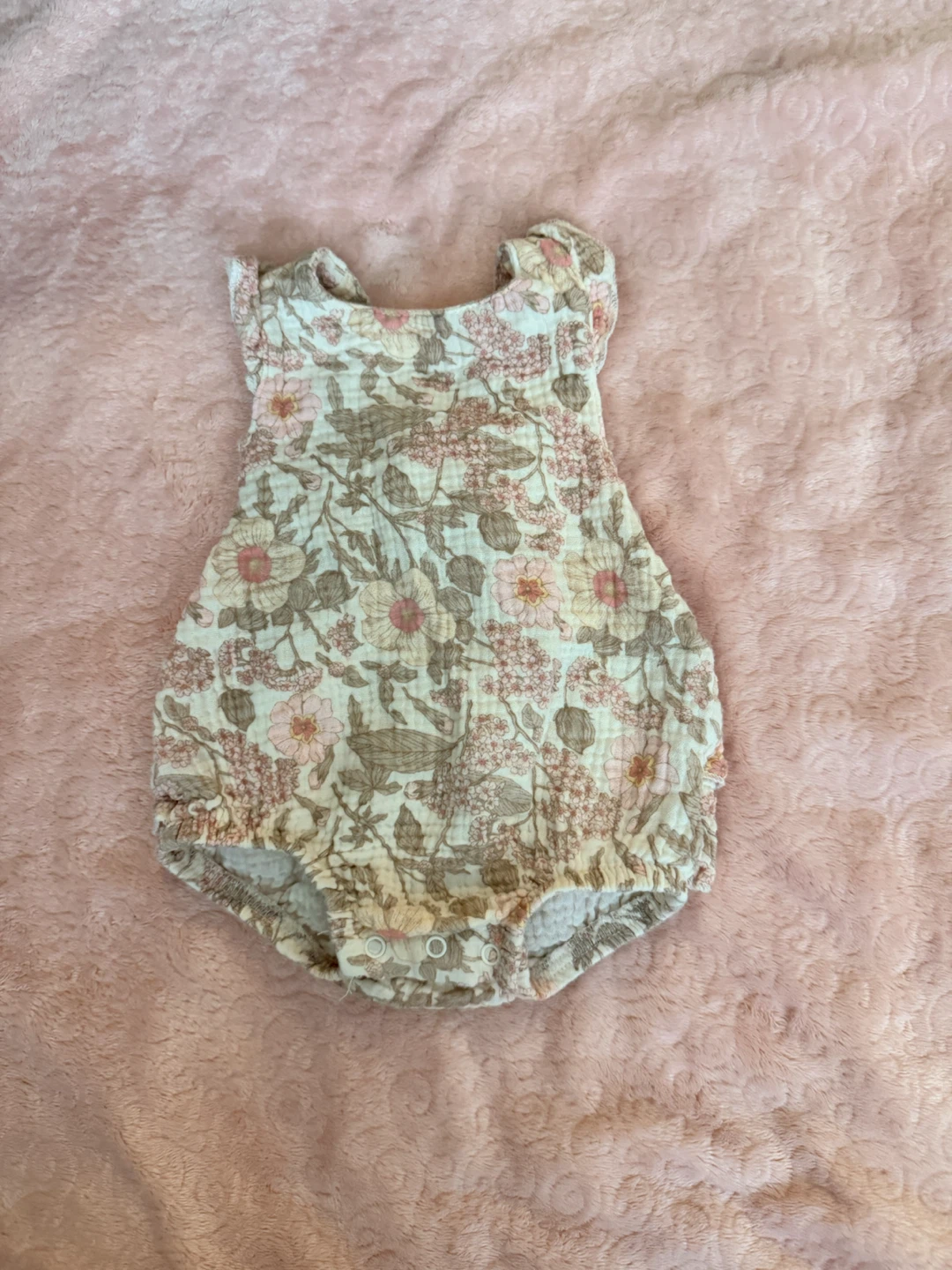 Carters & Gap 6M-9Month summer baby clothes - photo 4