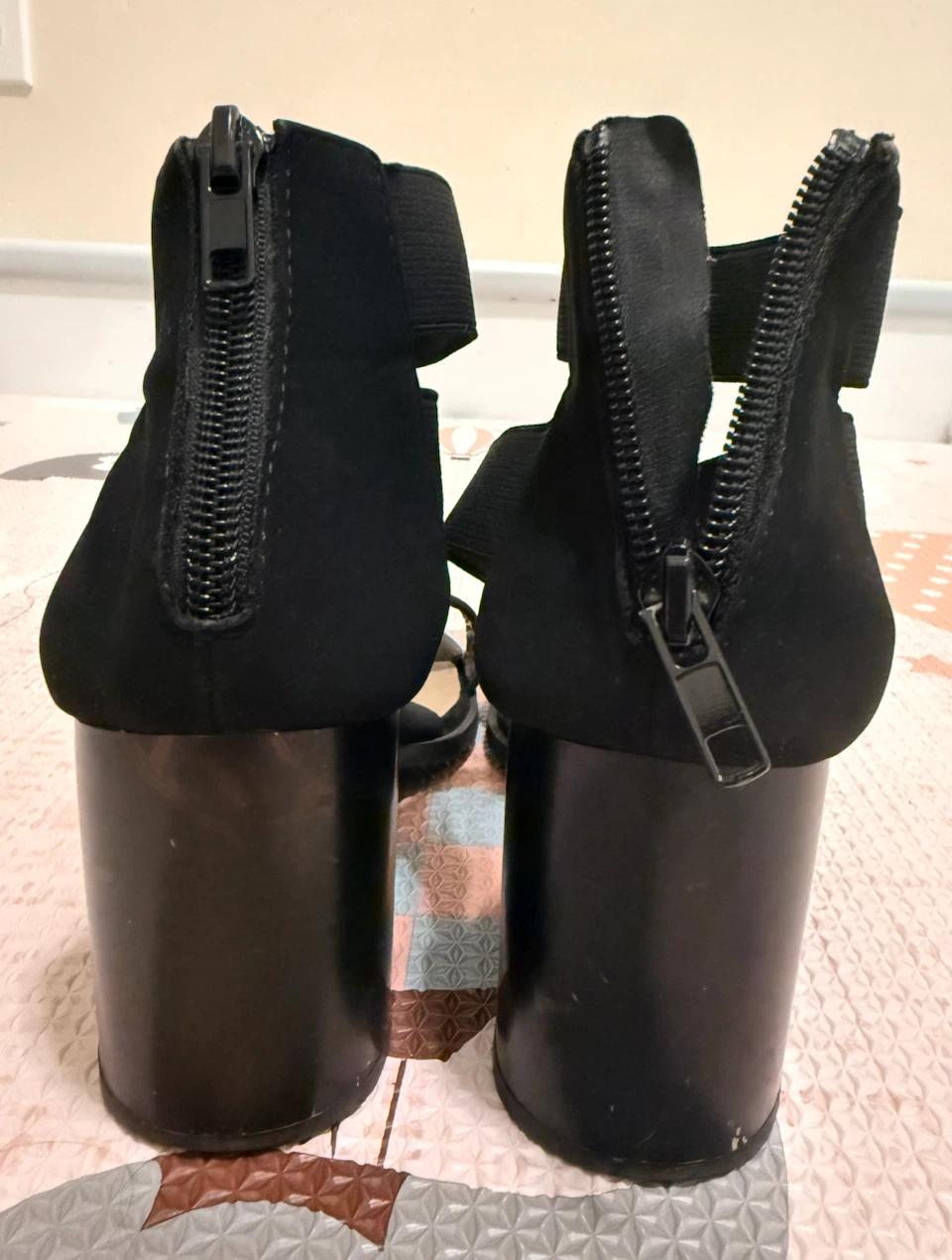 Ankle strap Heeled Sandals - photo 3