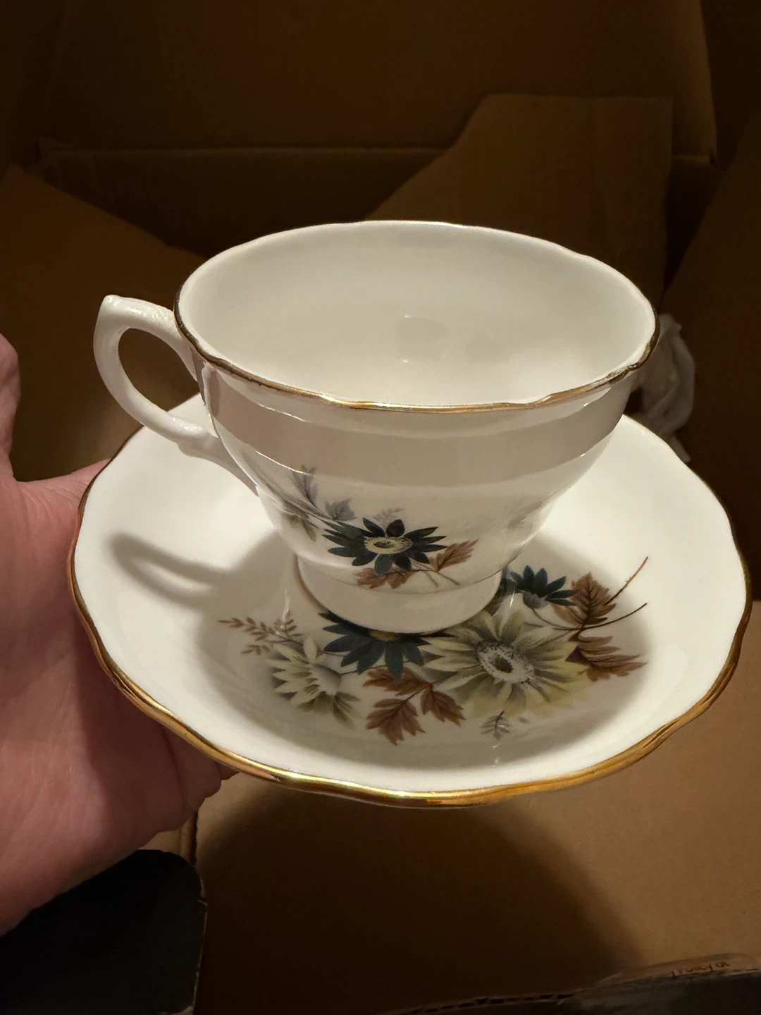 8 sets of Vintage English Bone China Teacups & Saucers Lot - photo 2