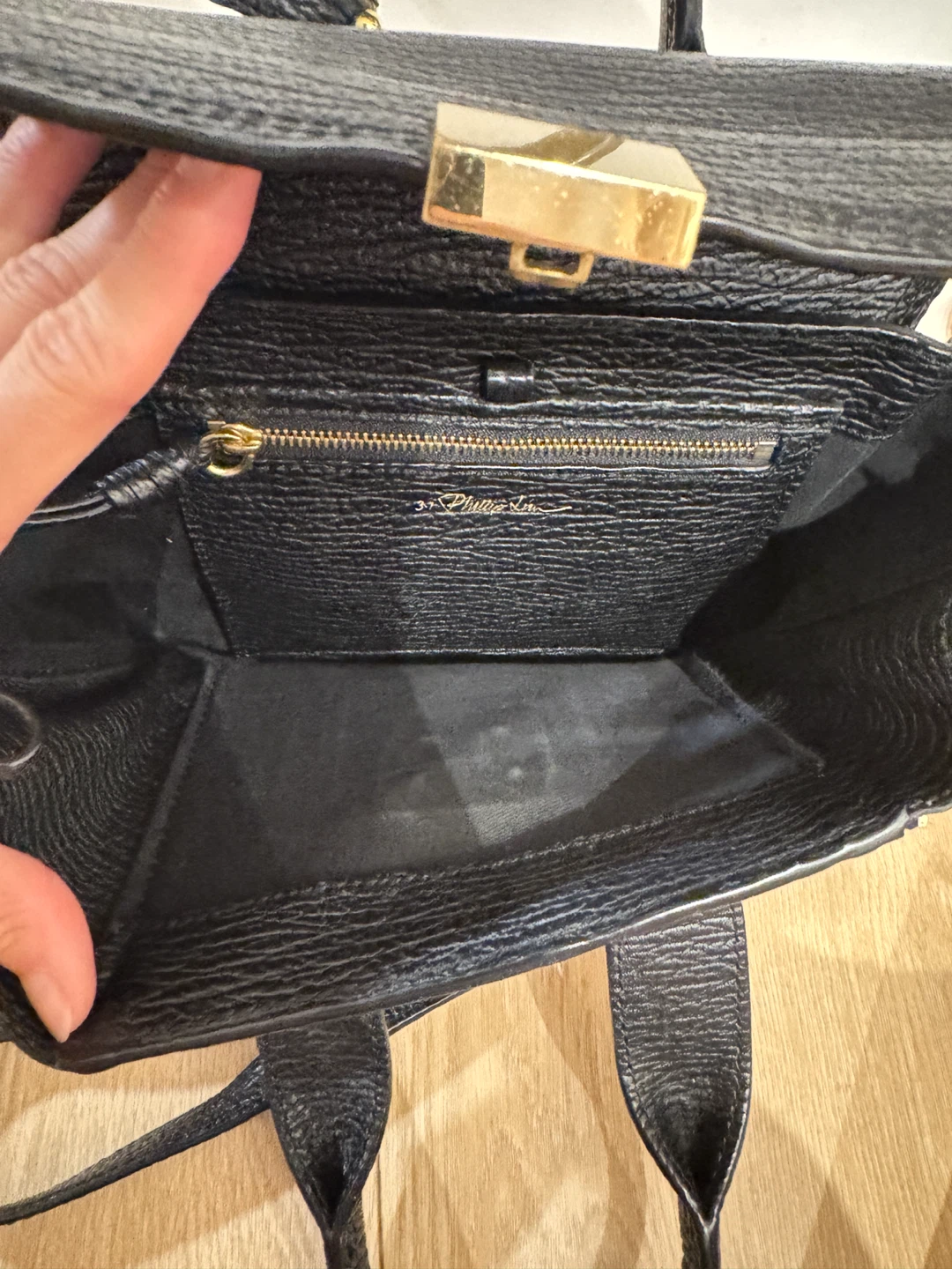 Authentic 3.1 Phillip Lim handbag - photo 3
