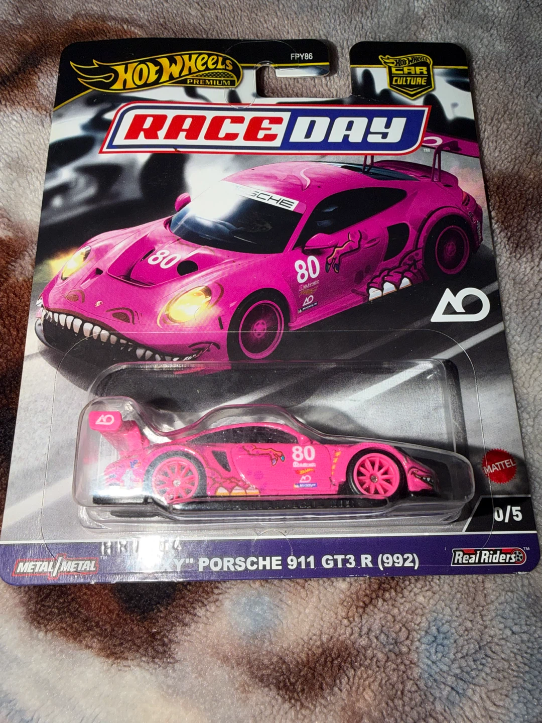 Hot Wheels Premium "Roxy" Porsche 911 GT3 R (992) Race Day - photo 2