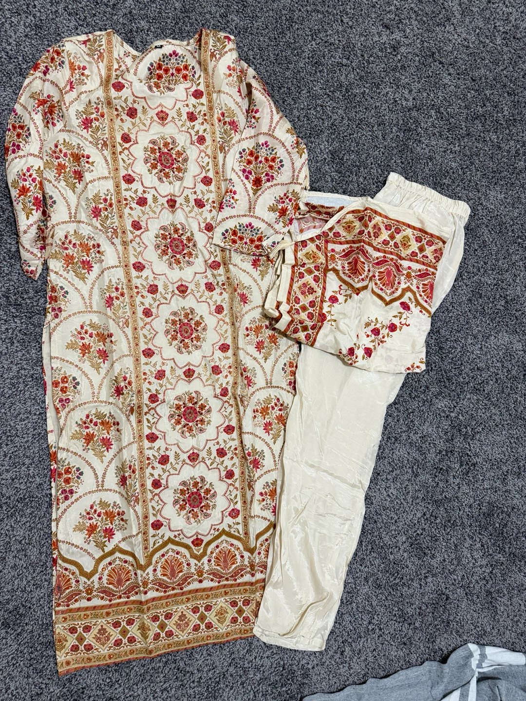 Embroidered 3-Piece Kurti Set - photo 2