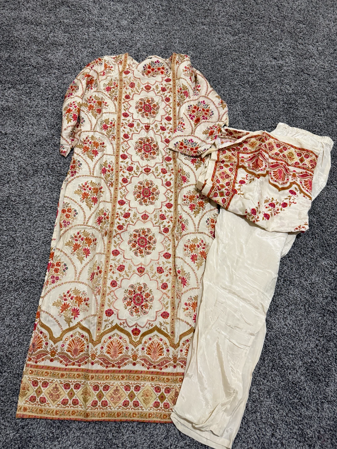 Embroidered 3-Piece Kurti Set - photo 3