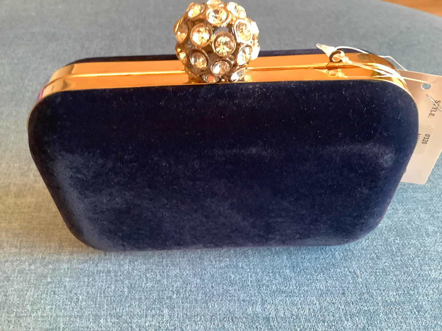 Hijean Navy Blue Evening Clutch w Gold Col Shoulder Chain 🐞