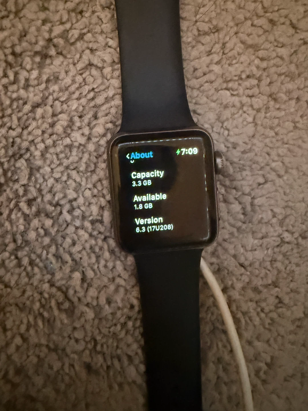 Apple Watch Series 2 (With charger) - photo 4