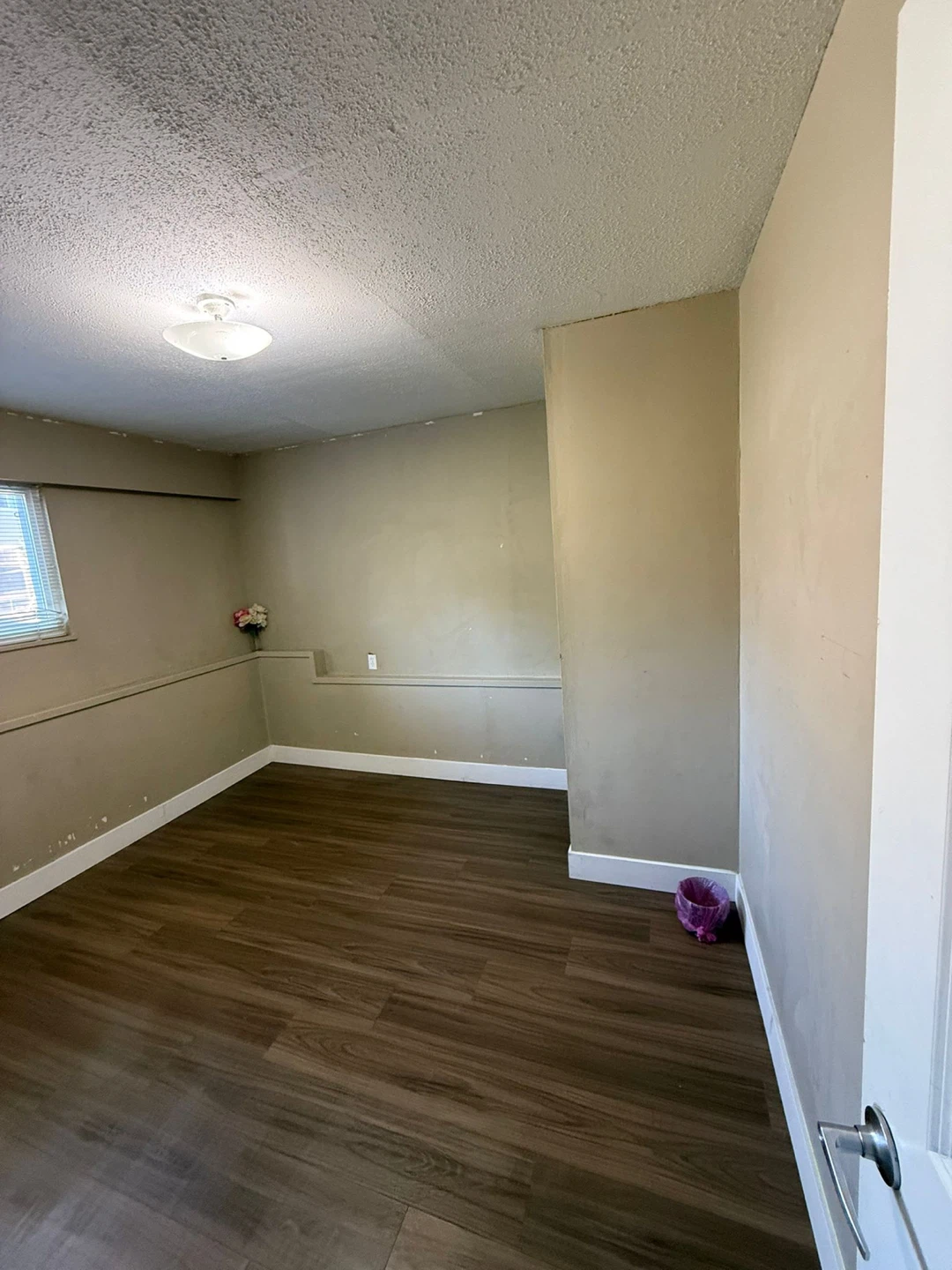 Room for rent for girl