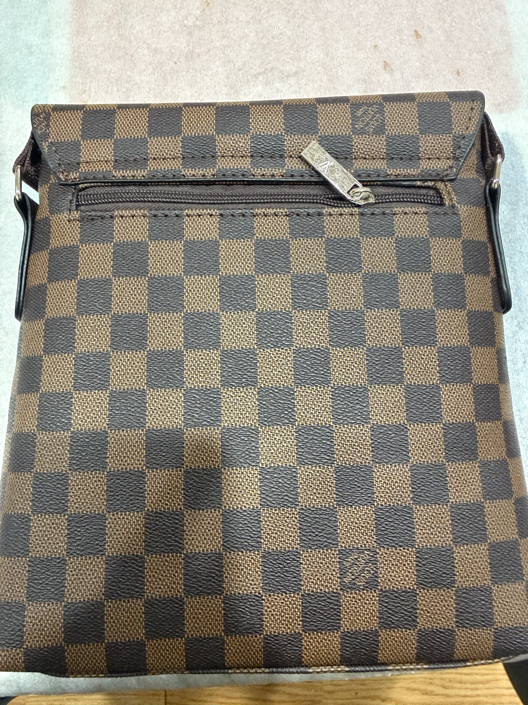 Louis Vuitton Damier Ebene Crossbody Bag|New|unisex - photo 2