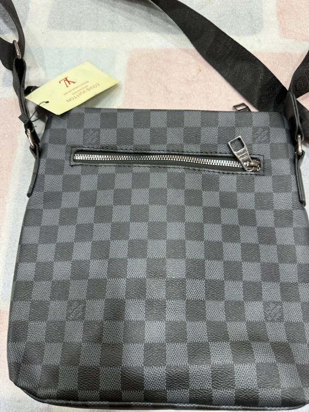 Louis Vuitton Damier Ebene Messenger Bag|unisex - photo 2