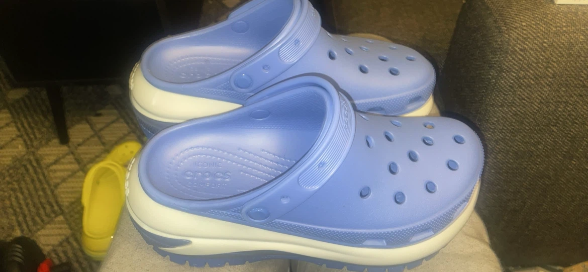 Crocs Comfort Clogs Size 8/10