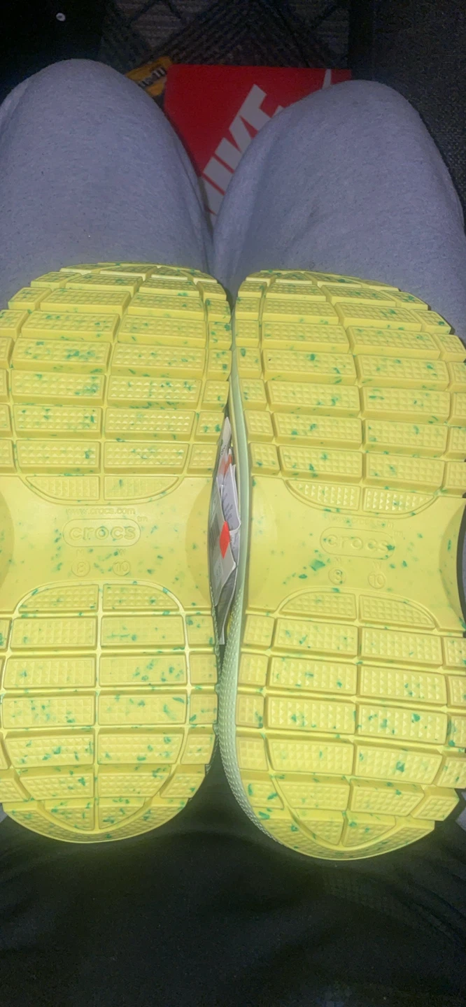 Crocs Yellow Clogs Size 9 - photo 2