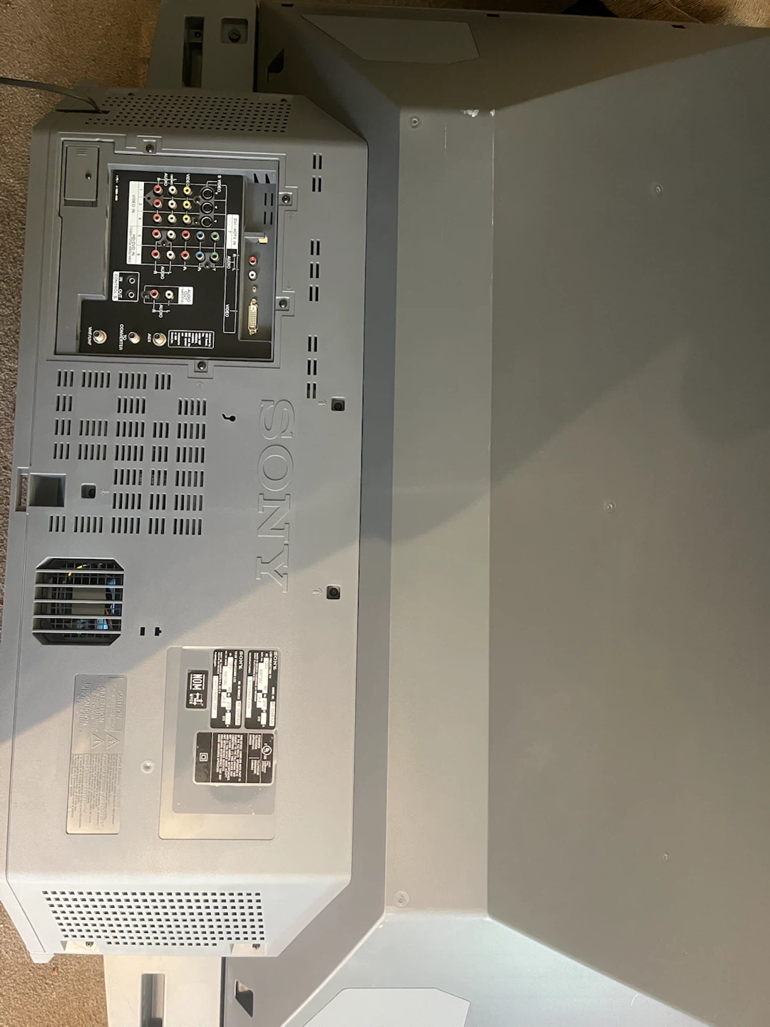 Sony Trinitron CRT TV - photo 2