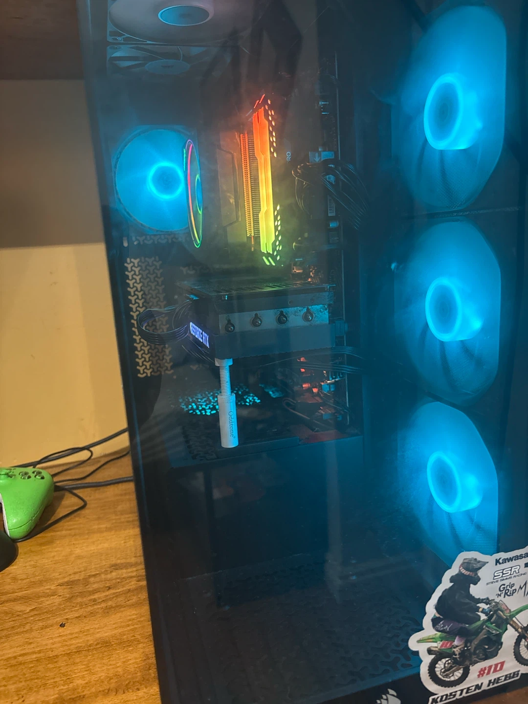 Custom gaming setup - photo 2
