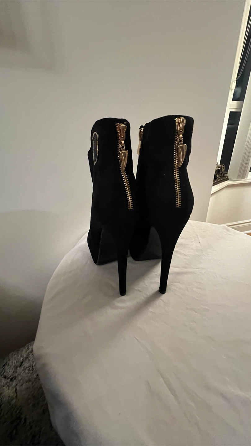 Black Suede Ankle Boots with Gold Zippers - photo 3