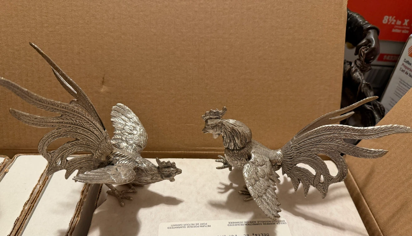 Cockerels Statuettes & Decorative Pitcher - photo 2