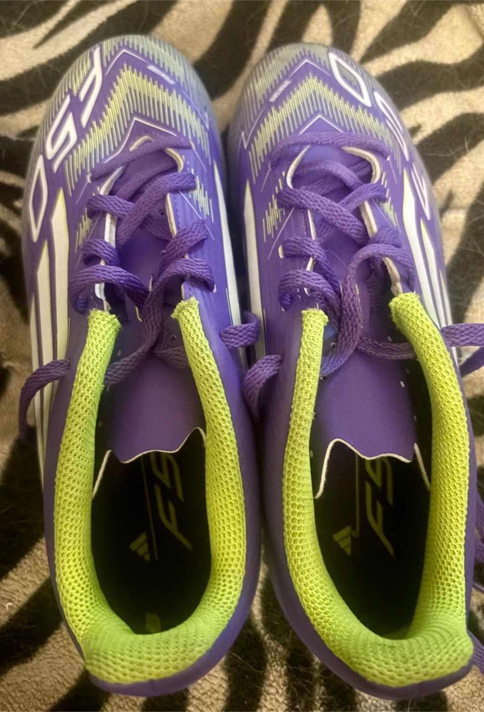 Adidas F50 Sprintgrid Soccer Cleats - Size 5 - photo 2