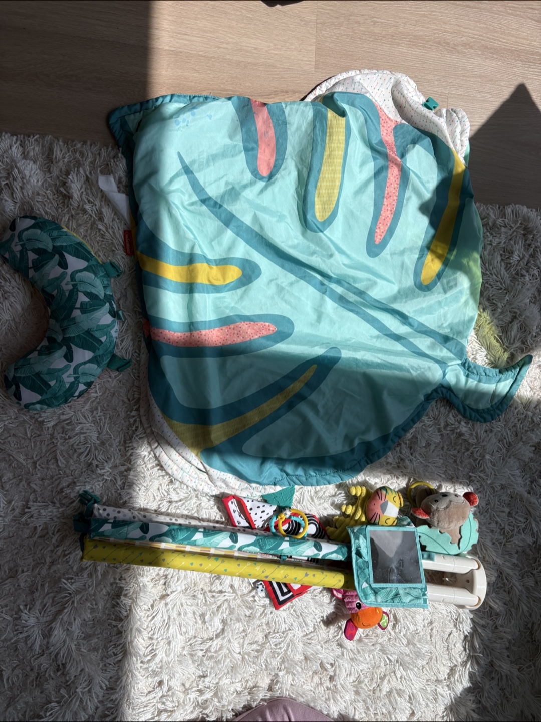 Infantino Tropical Play Mat Gym - photo 5