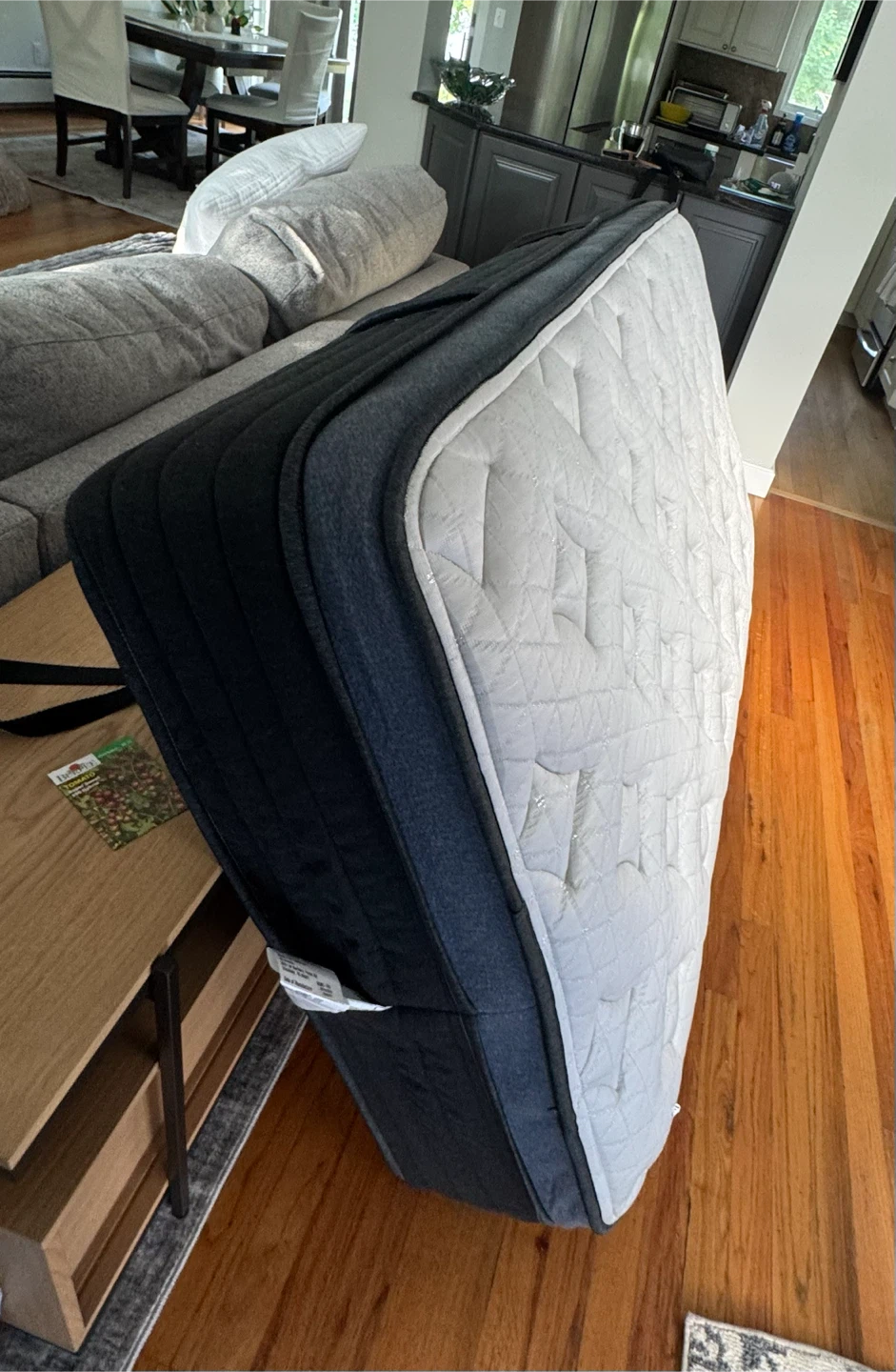 Helix Midnight Luxe Twin Mattress New - photo 3