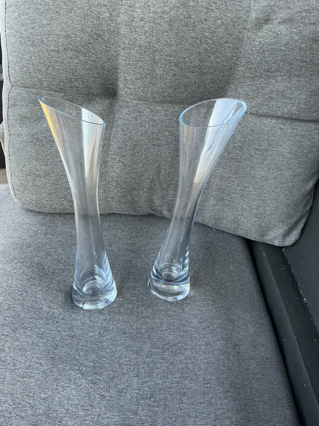 Set of 2 Clear Glass Bud Vases - photo 2