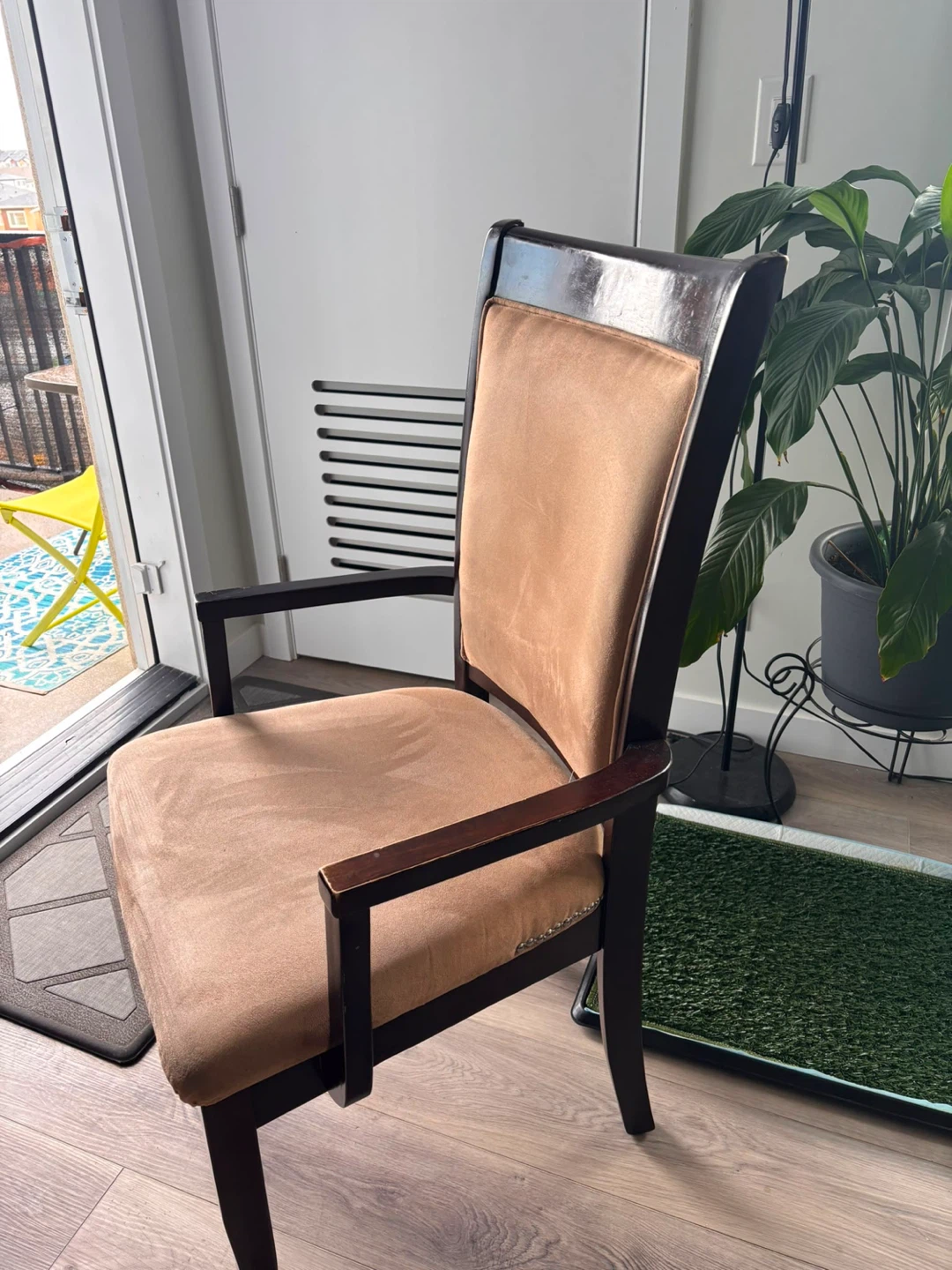 Armchair with Padded Seat and Back - photo 2