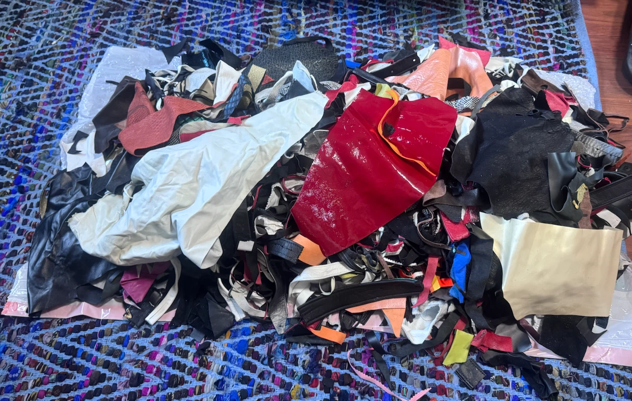 Scrap Leather Assortment for Crafts - photo 2