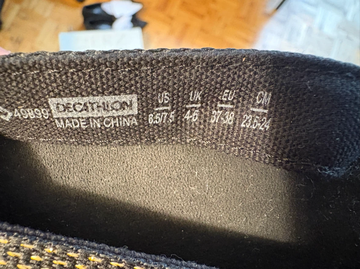 NEW Decathlon Black Flip Flops Size 6.5-7.5 US - photo 3