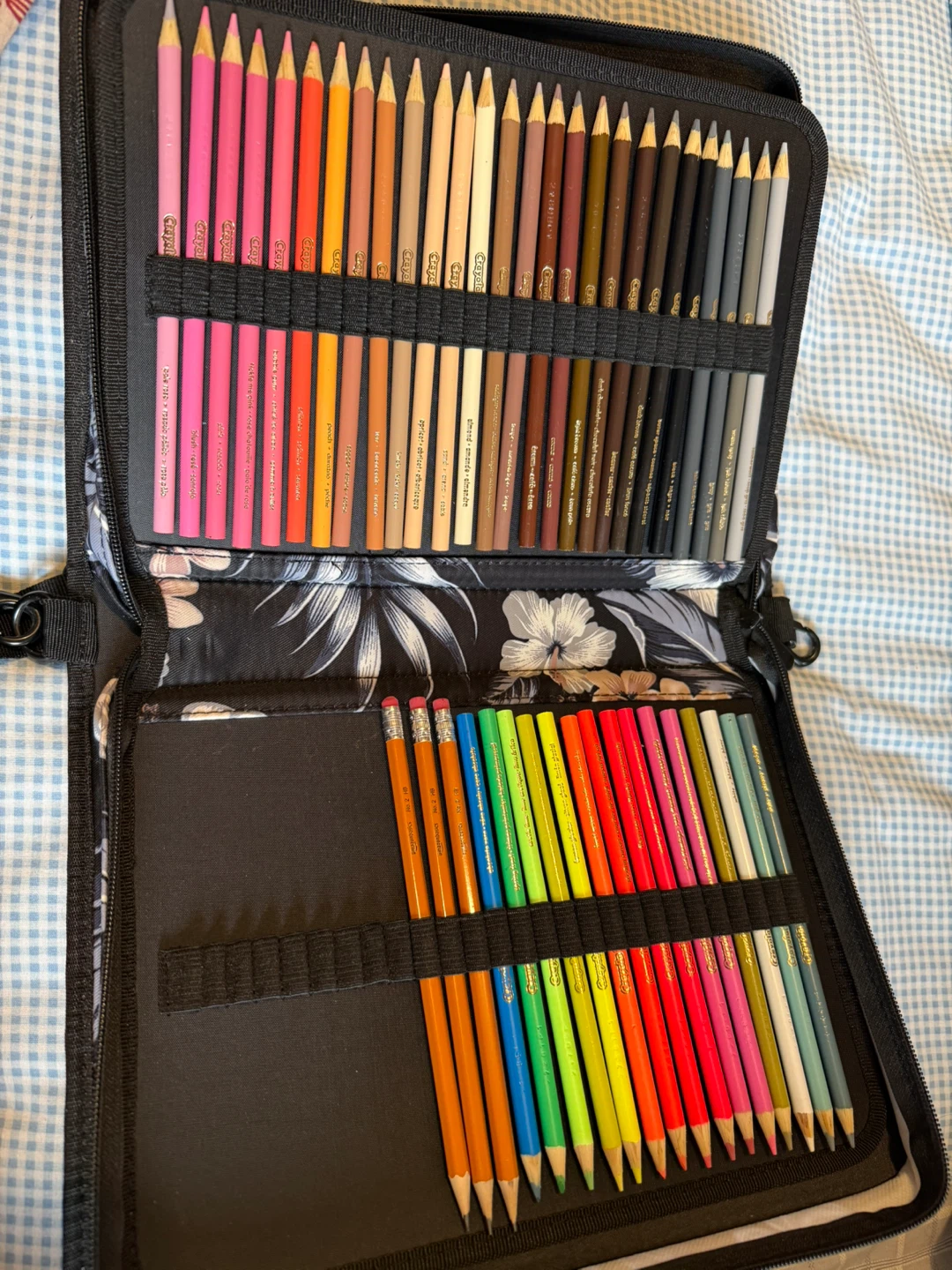 Colored Pencil Carrying Case with Coloured Pencils and Notebook - photo 4