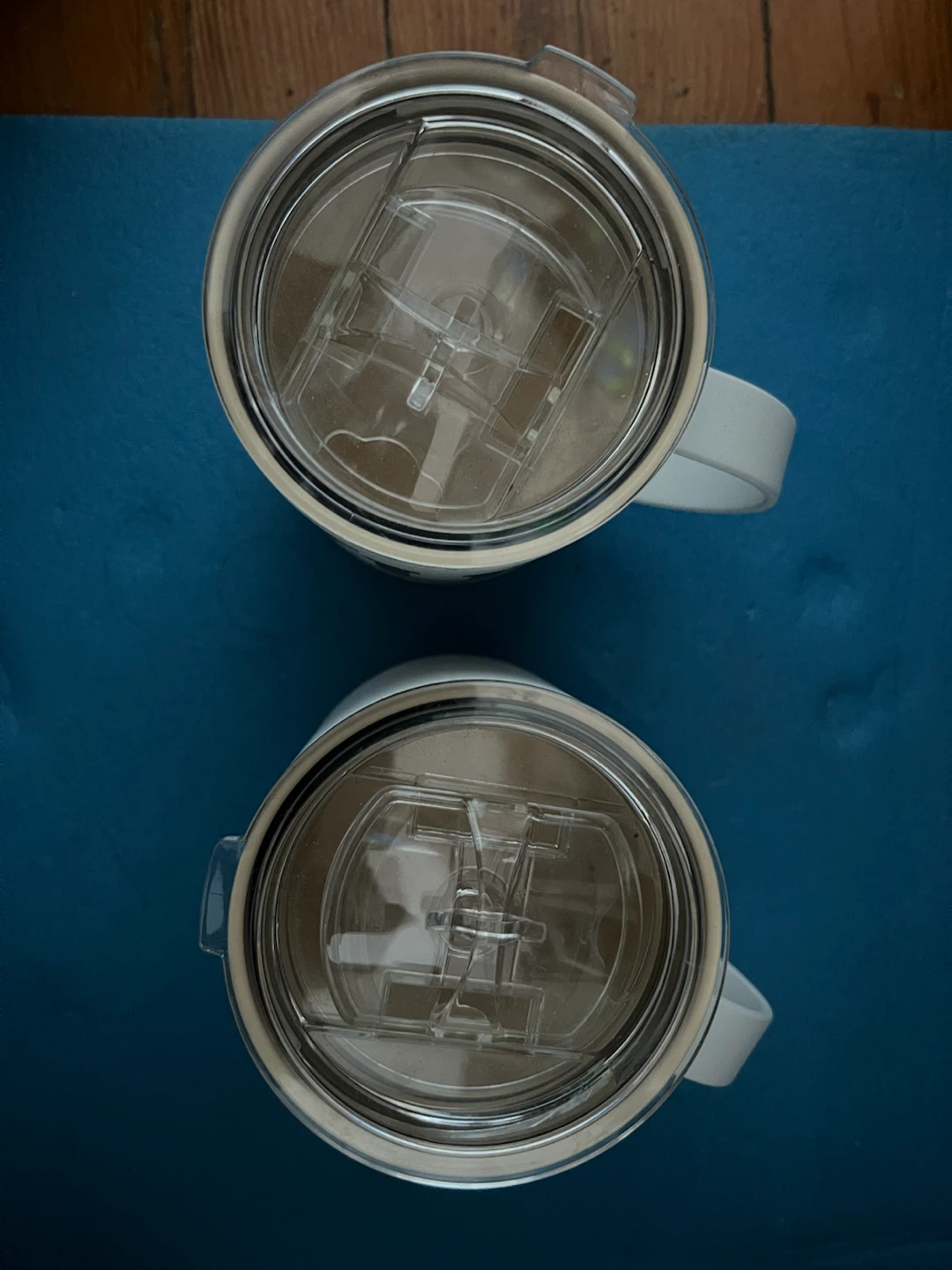 Set of 2 YU Travel Mugs - photo 2