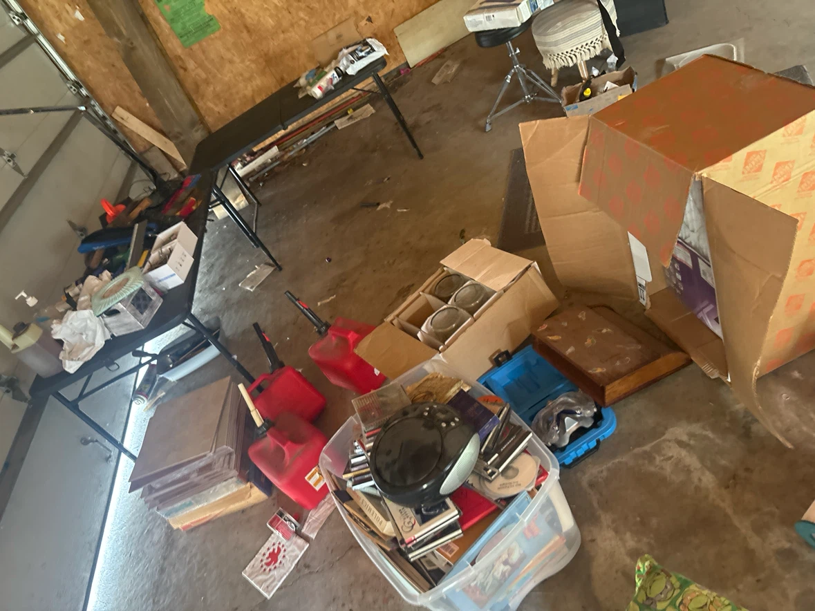 Garage sale 7/11/26 $1 - 5 items - photo 5