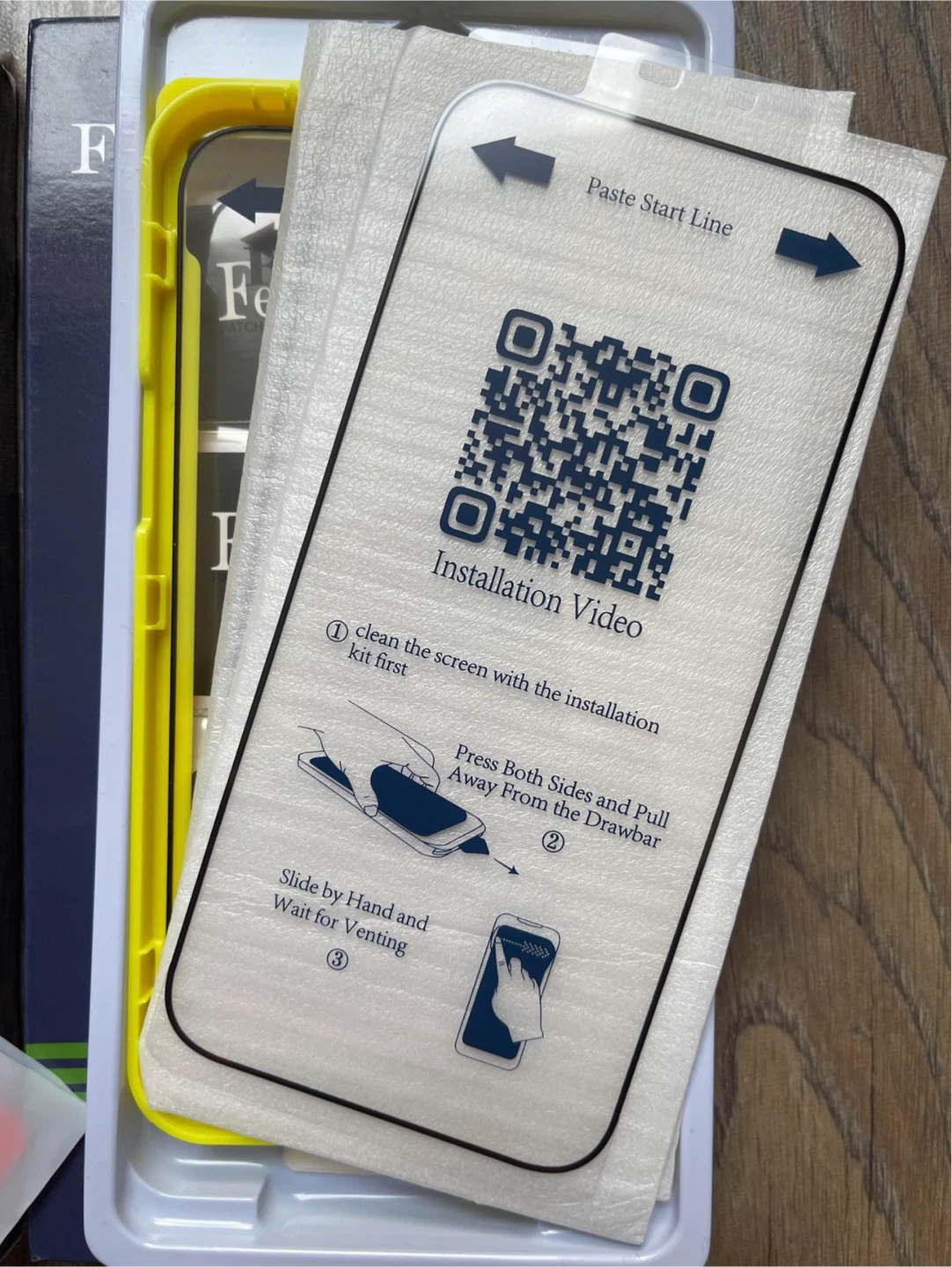 iPhone 16 Pro Max Screen Protector - photo 2