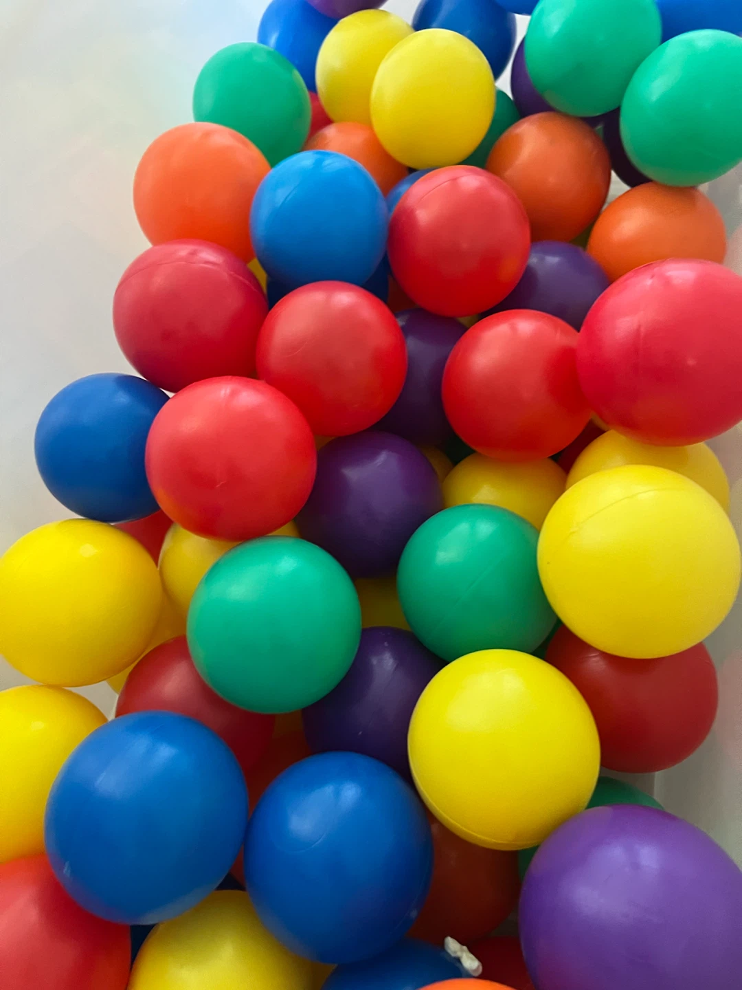 Intex 100-Pack Large Plastic Multi-Colored Fun Ballz - photo 2