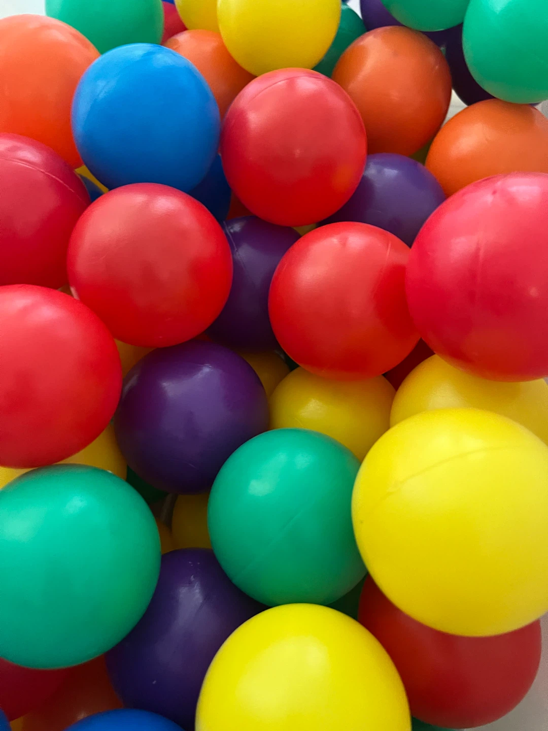 Intex 100-Pack Large Plastic Multi-Colored Fun Ballz - photo 3
