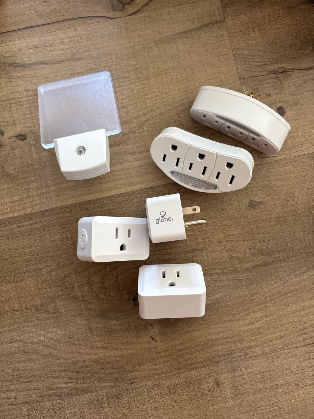 Globe smart Power Adapters/Splitters