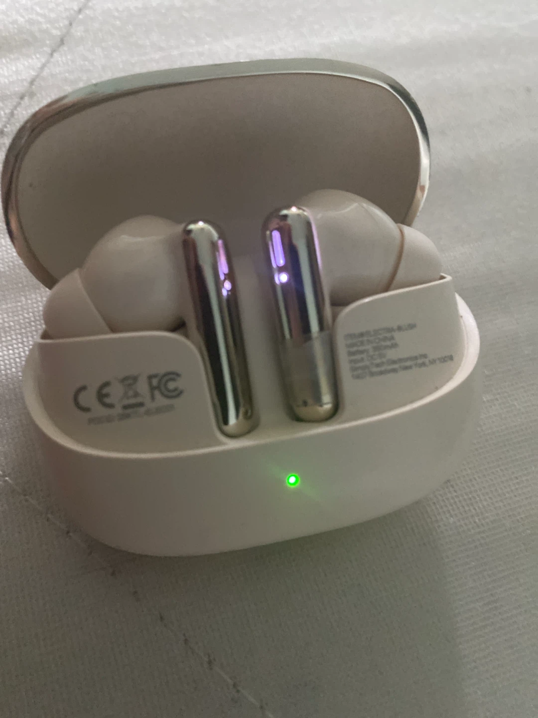 Simply Tech Wireless Earbuds - photo 2