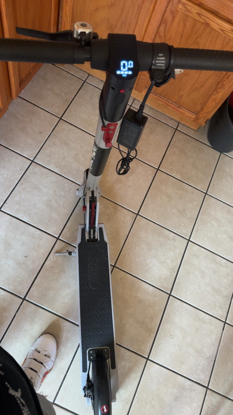 GOTRAX Electric Scooter - photo 2